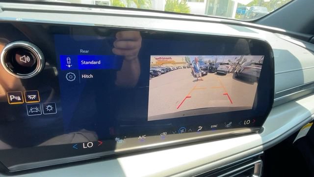 New 2026 Chevrolet Traverse LT w/ LPO, Floor Liner Package FWD image 18