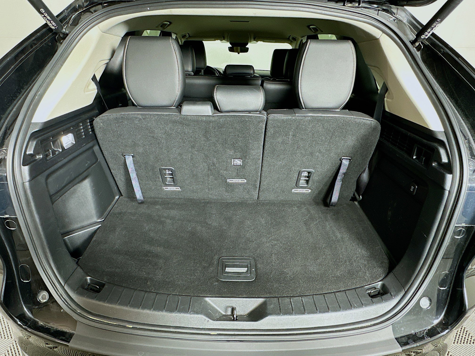 Used 2025 MAZDA CX-90 3.3 Turbo w/ Select Package image 30