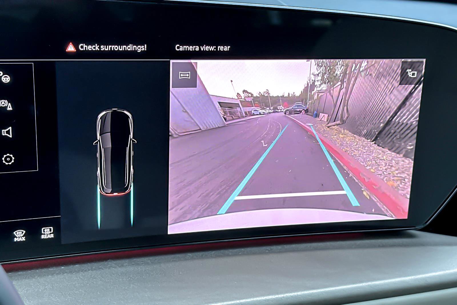 Used 2025 Audi Q5 Premium w/ 19" Wheel Package image 19