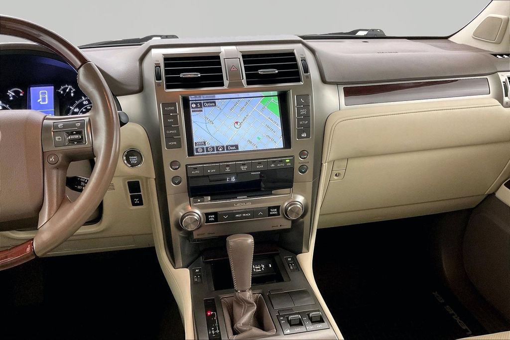 Used 2015 Lexus GX 460 w/ Premium Package AWD/4WD image 10