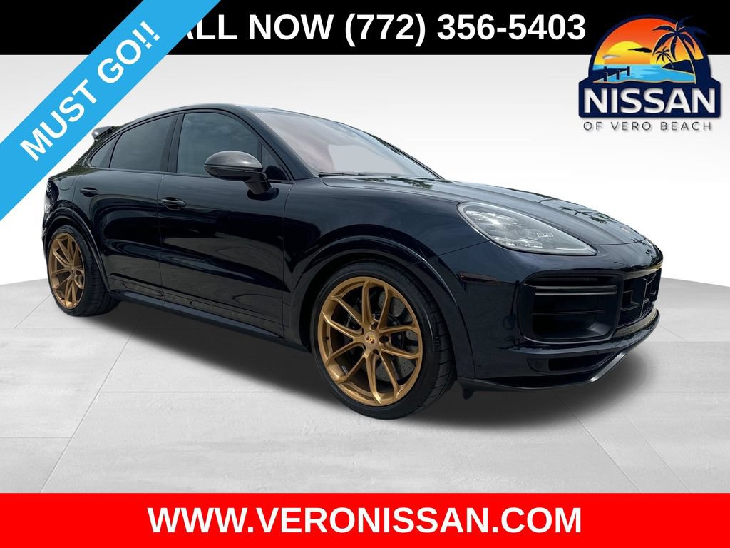 Used 2022 Porsche Cayenne Turbo GT AWD/4WD image 1