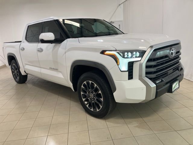 Used 2023 Toyota Tundra Limited AWD/4WD image 7