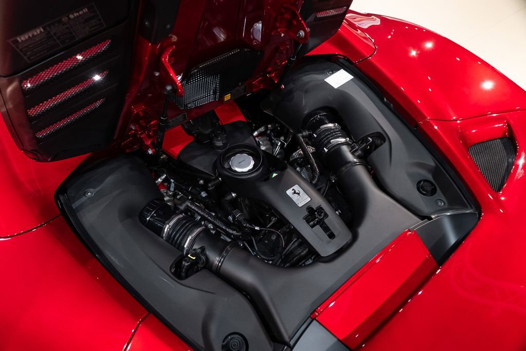 Certified 2023 Ferrari F8 Tributo RWD image 17