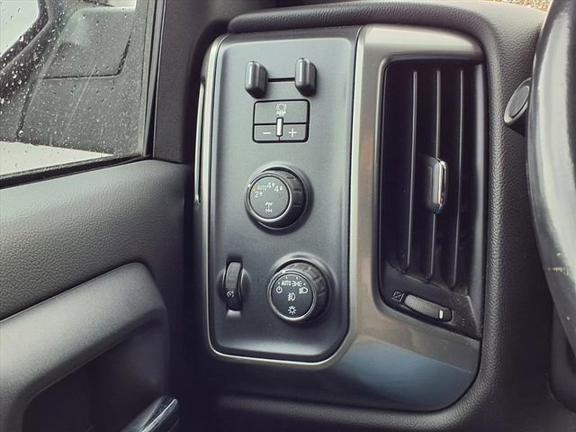 Certified 2019 Chevrolet Silverado 1500 LT w/ All Star Edition image 18