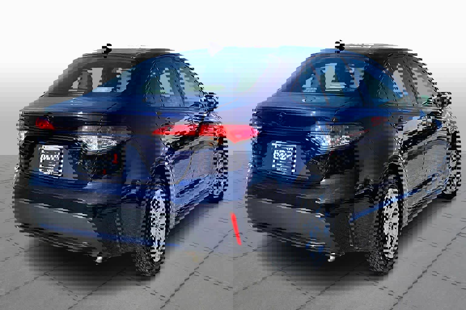 Used 2022 Toyota Corolla LE image 13