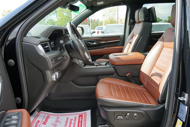 Used 2023 GMC Yukon Denali Ultimate AWD/4WD image 13