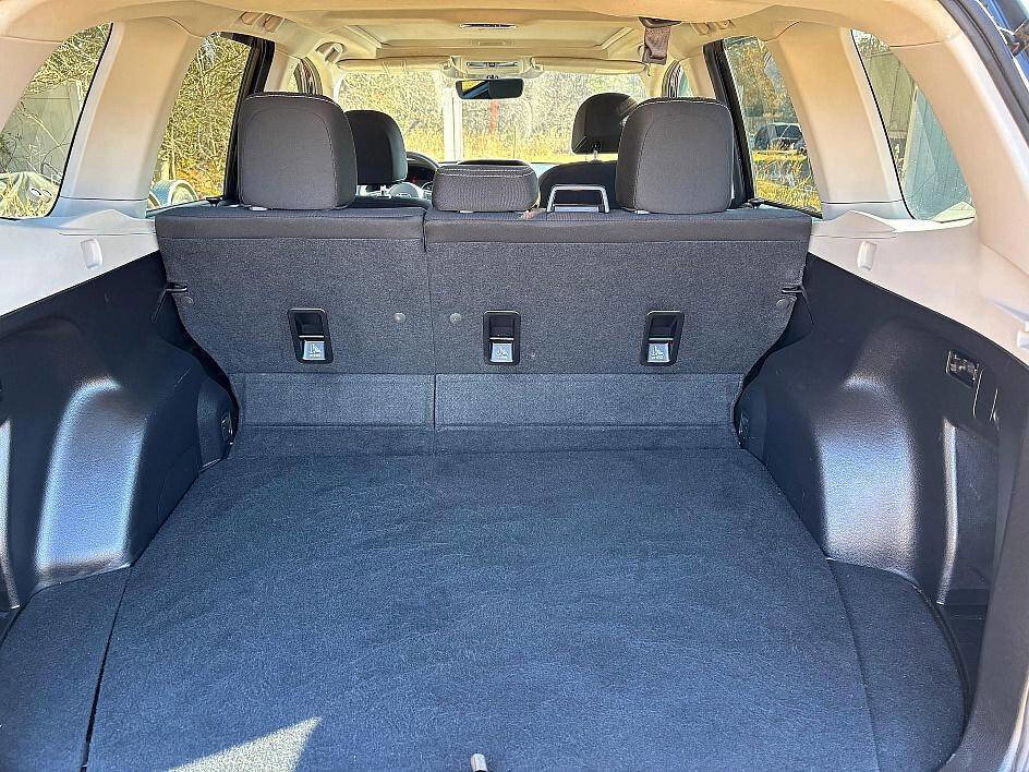 Used 2018 Subaru Forester 2.5i Premium w/ All-Weather Package image 20