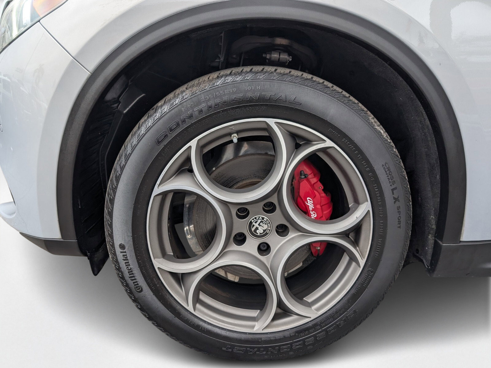 Used 2022 Alfa Romeo Stelvio Sprint image 6