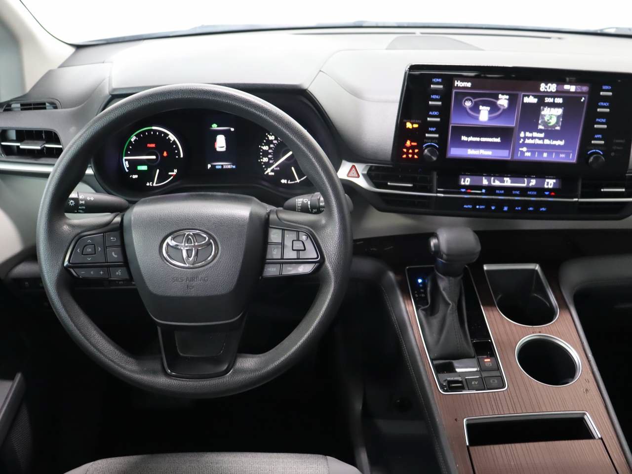 Used 2023 Toyota Sienna LE FWD image 11