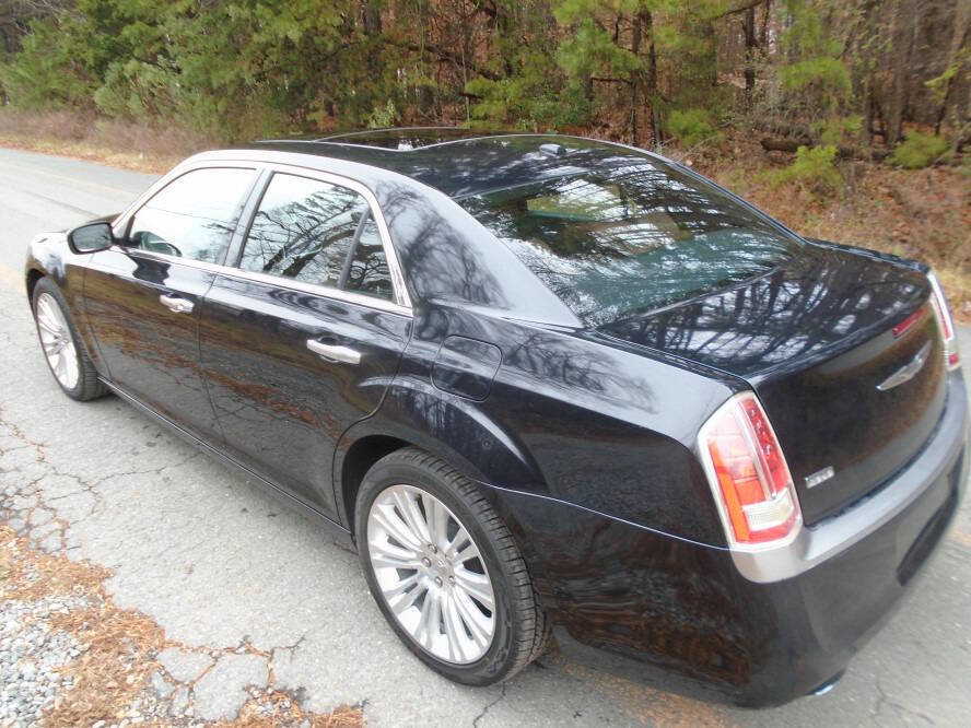Used 2013 Chrysler 300 C w/ Harman Kardon Audio Group image 7