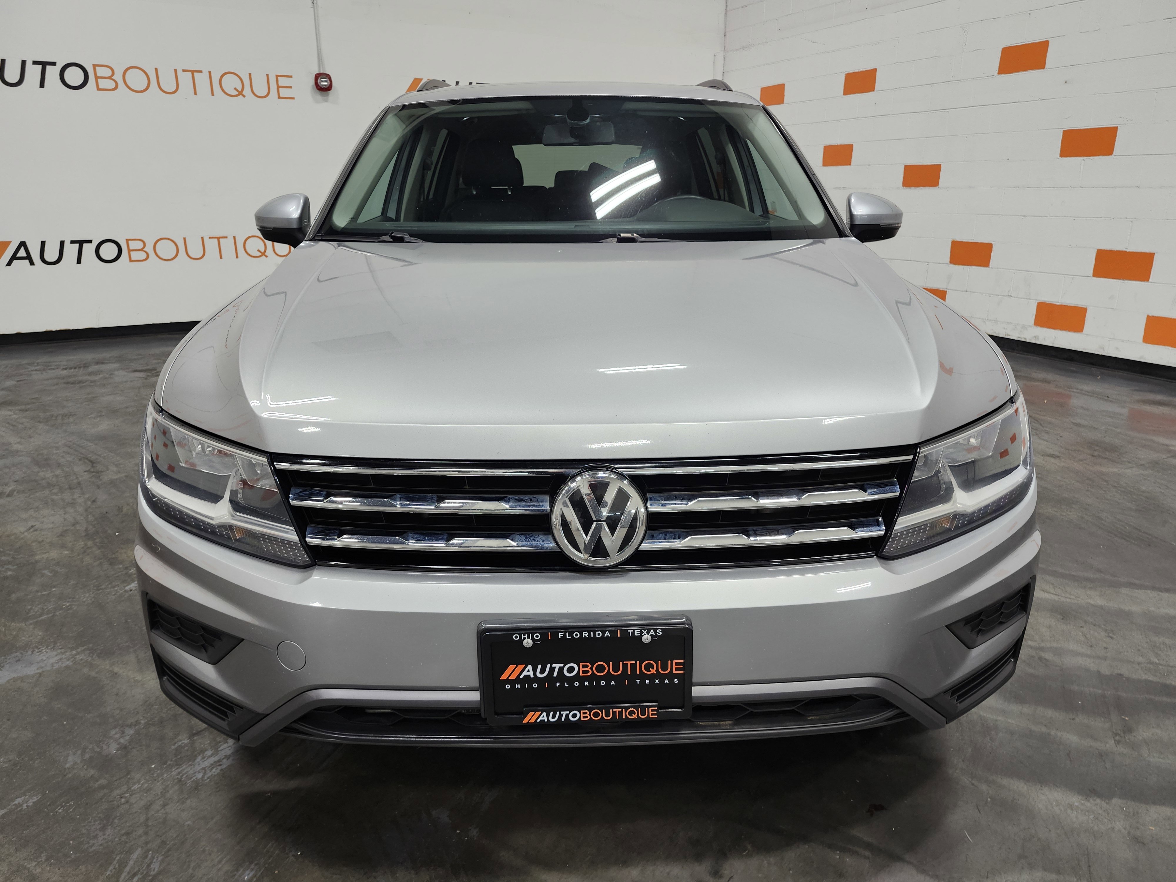Used 2021 Volkswagen Tiguan SE FWD image 11