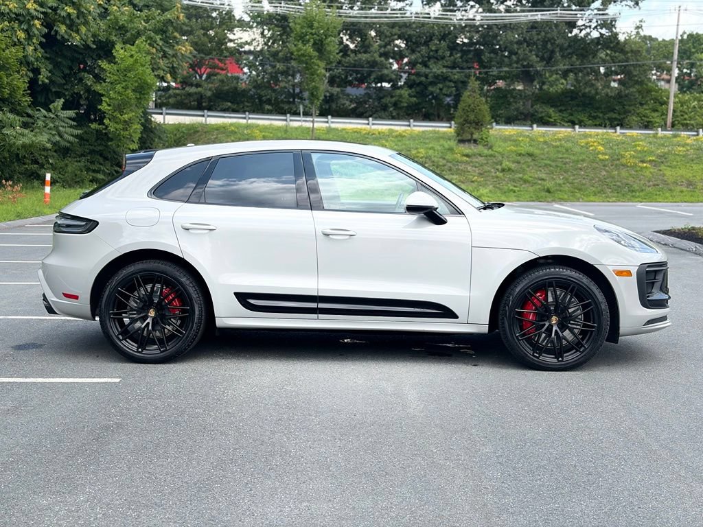 Used 2022 Porsche Macan GTS AWD/4WD image 7