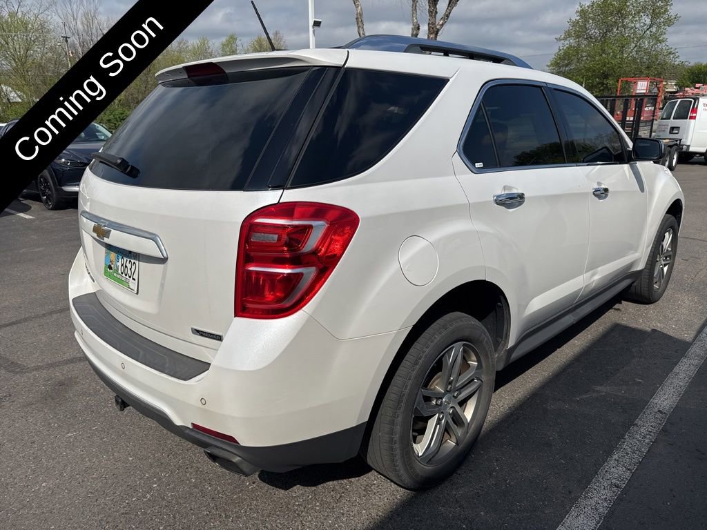 Used 2017 Chevrolet Equinox Premier w/ Enhanced Convenience Package image 4