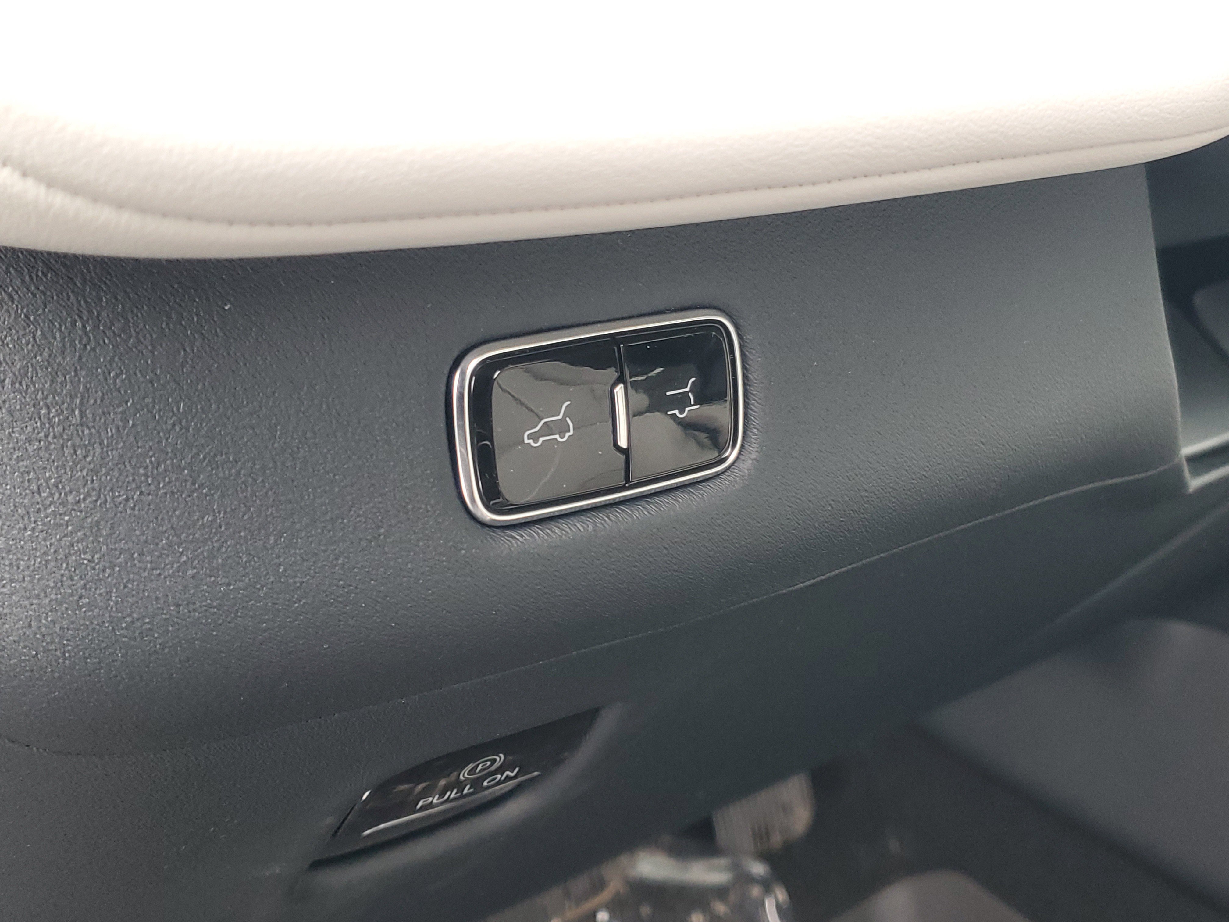 New 2026 Lincoln Navigator Reserve w/ Jet Appearance Package image 15