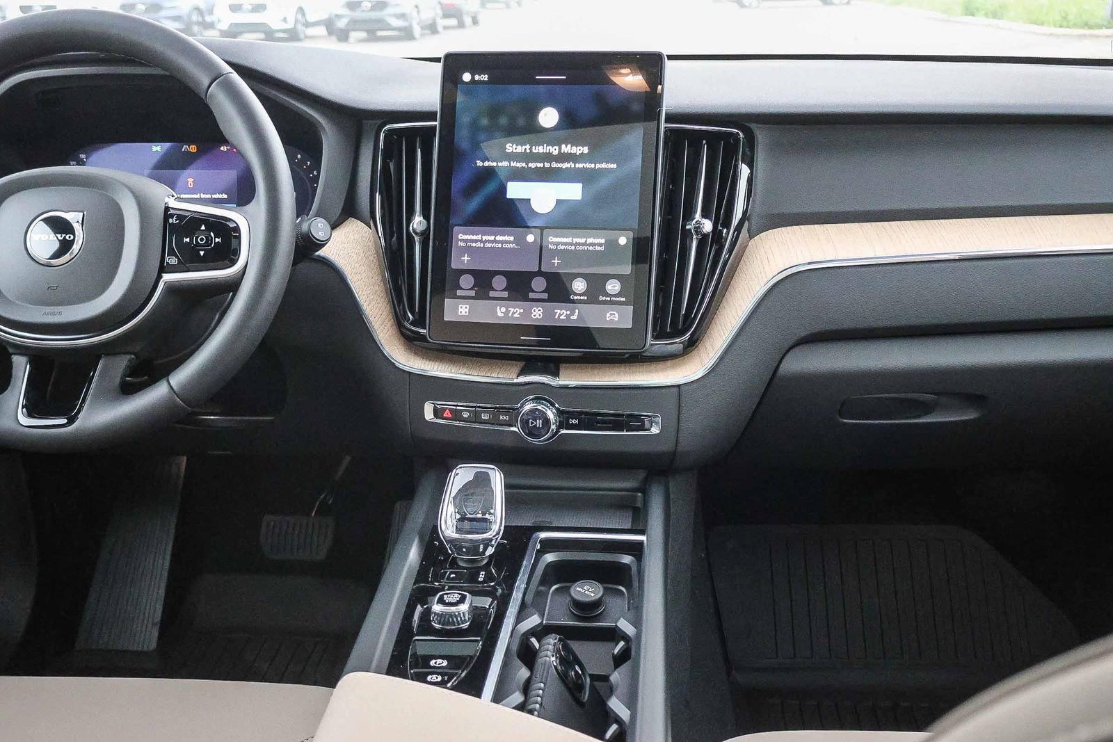 New 2026 Volvo XC60 B5 Plus w/ Climate Package PRO image 24