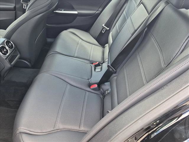 New 2026 Mercedes-Benz C 300 Sedan image 14