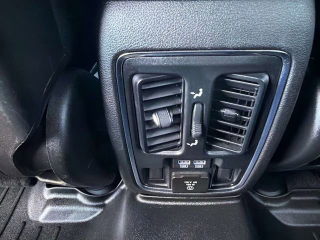 Used 2021 Jeep Grand Cherokee Limited AWD/4WD image 16