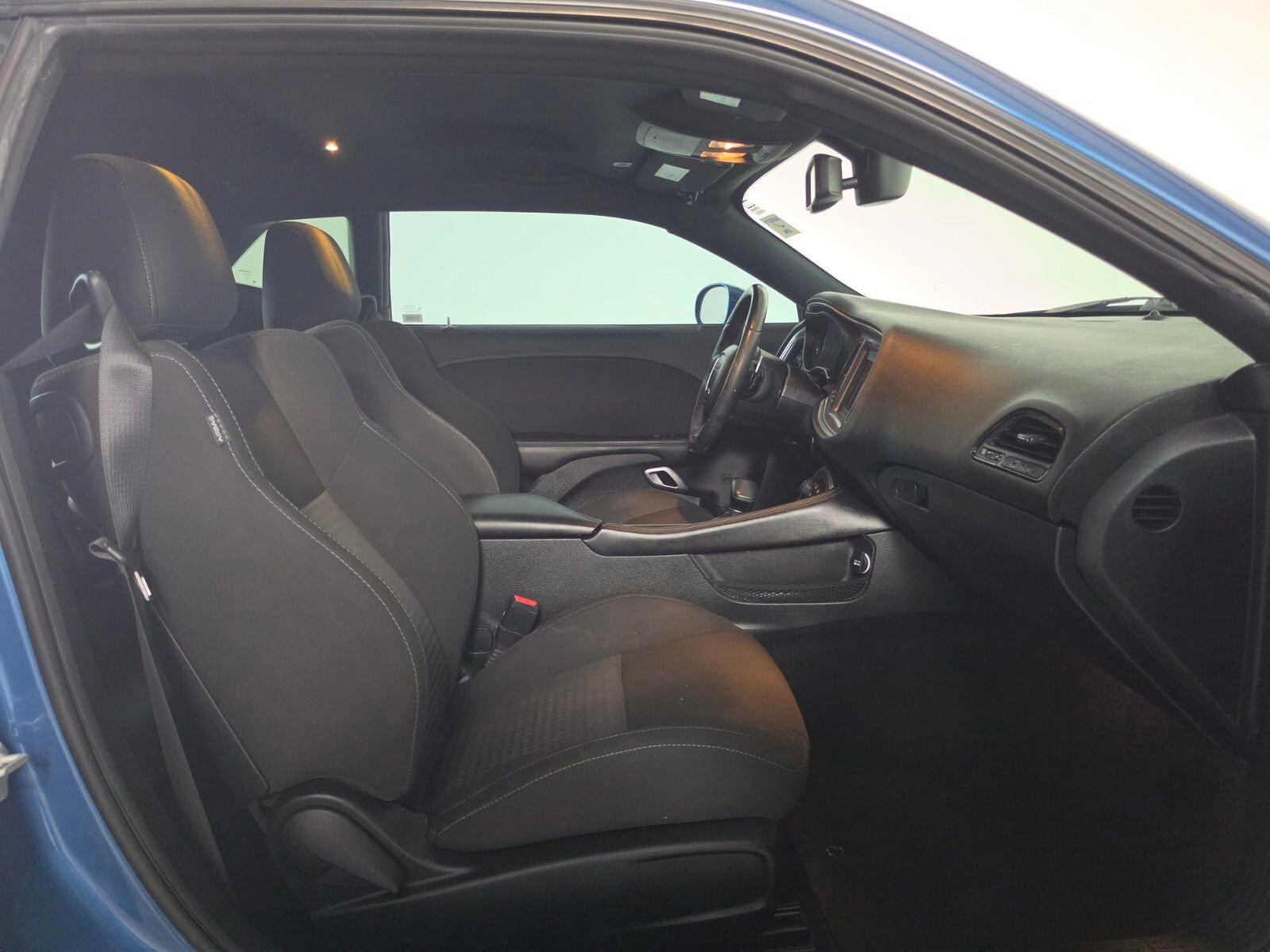 Used 2022 Dodge Challenger R/T w/ Driver Convenience Group image 19