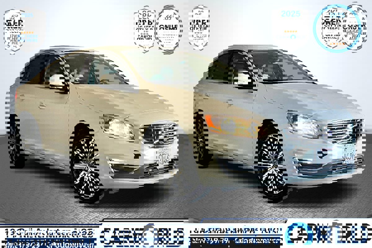 Used 2018 Volvo S60 T5 Inscription image 1