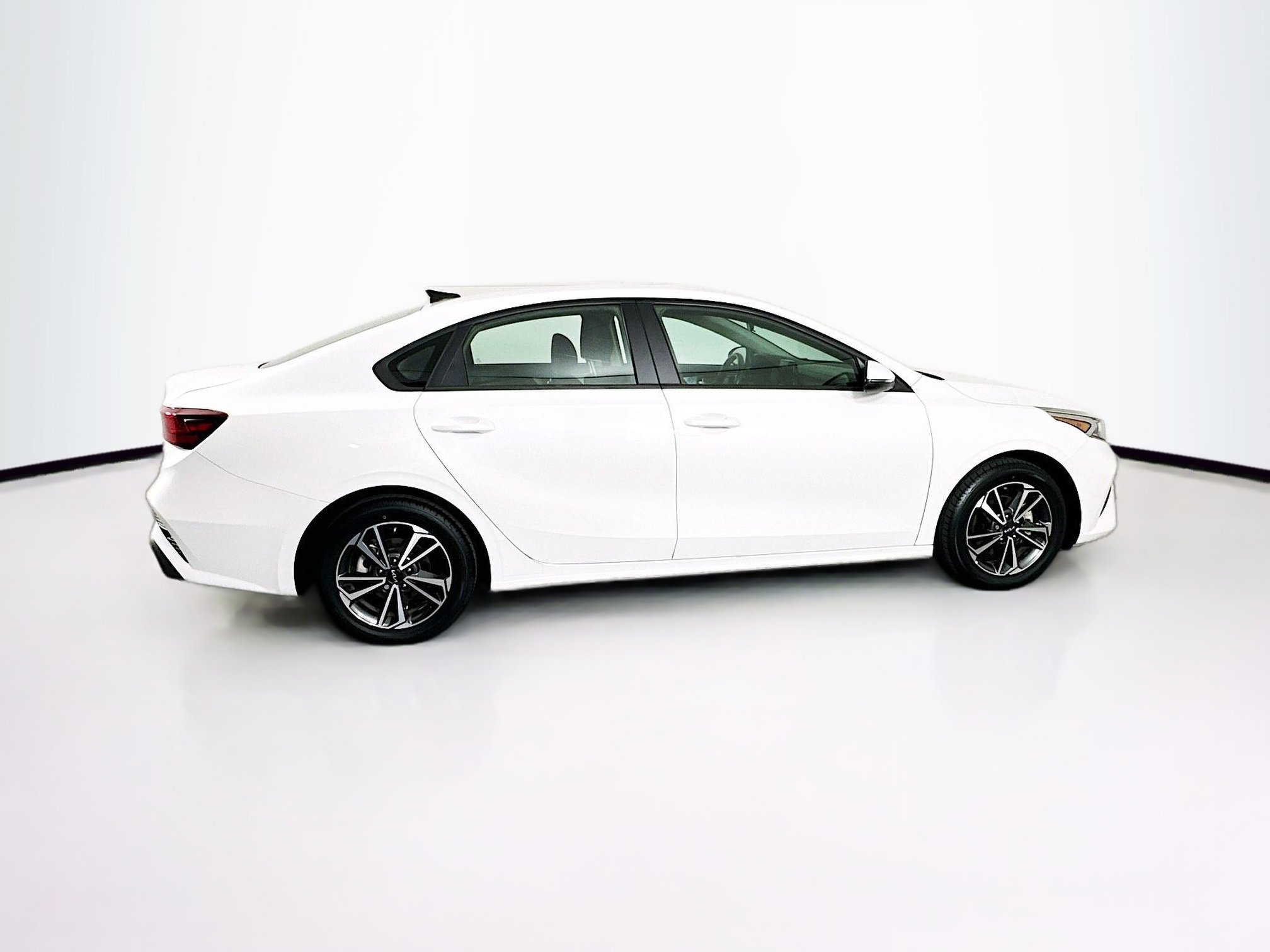 Used 2022 Kia Forte LXS w/ LXS Technology Package image 10