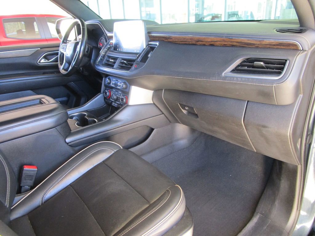 Used 2021 Chevrolet Tahoe Premier w/ Premium Package image 19