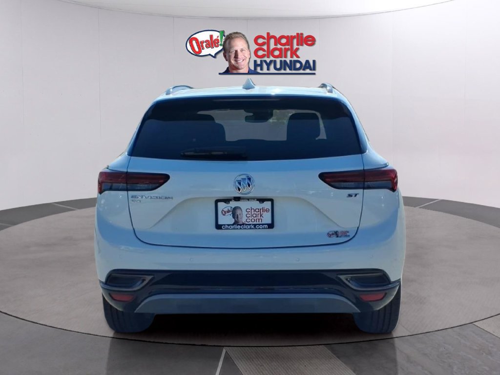 Used 2023 Buick Envision Preferred w/ Sport Touring Package AWD/4WD image 4