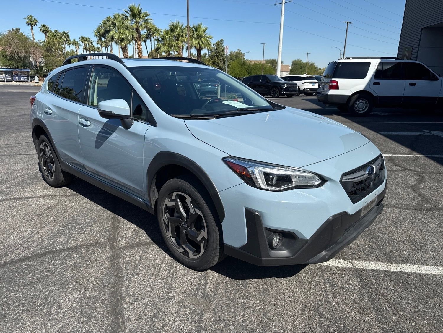 Used 2021 Subaru Crosstrek 2.5i Limited w/ Moonroof Package 1 AWD/4WD image 3