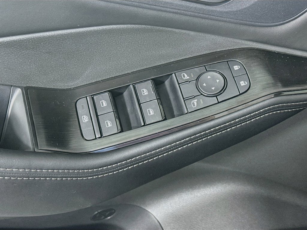 New 2026 Nissan Rogue Dark Armor AWD/4WD image 23