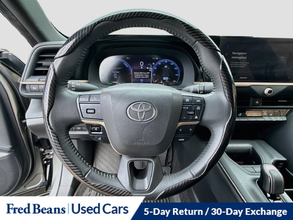 Used 2023 Toyota Crown AWD/4WD image 16