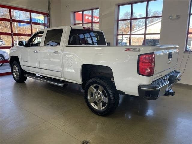 Used 2015 Chevrolet Silverado 2500 LTZ AWD/4WD image 4