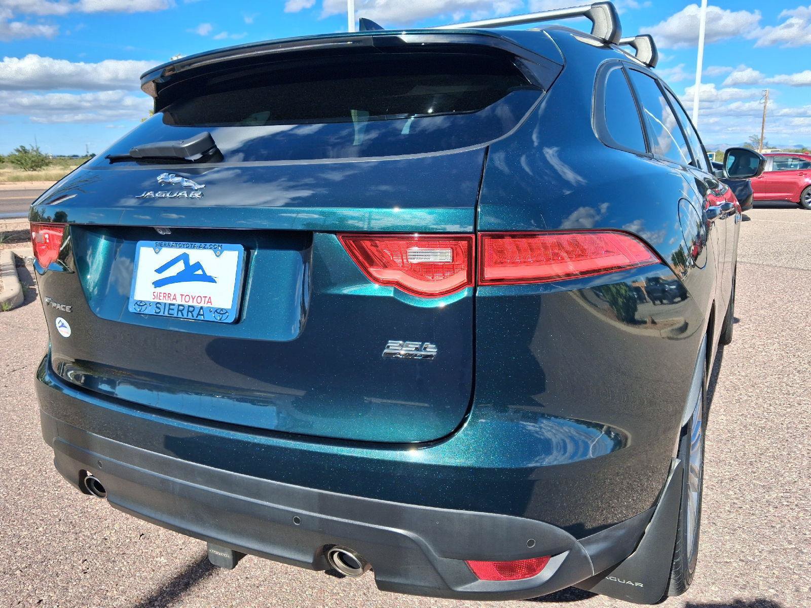 Used 2018 Jaguar F-PACE Premium AWD/4WD image 15