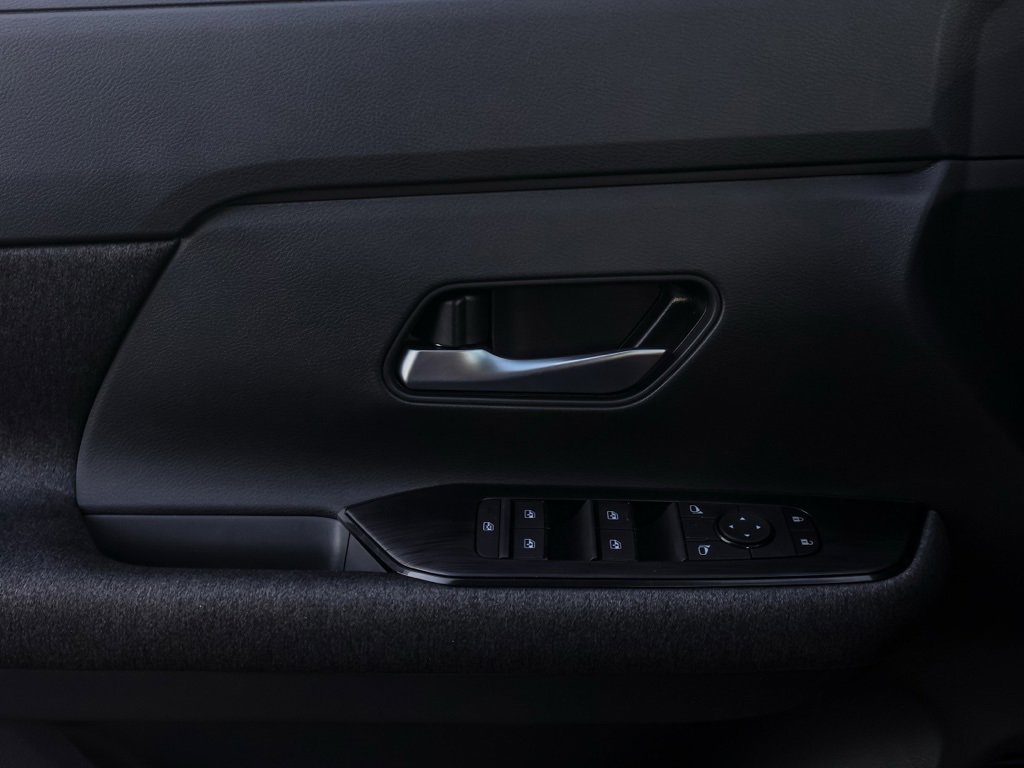 New 2026 Nissan Kicks SV image 24