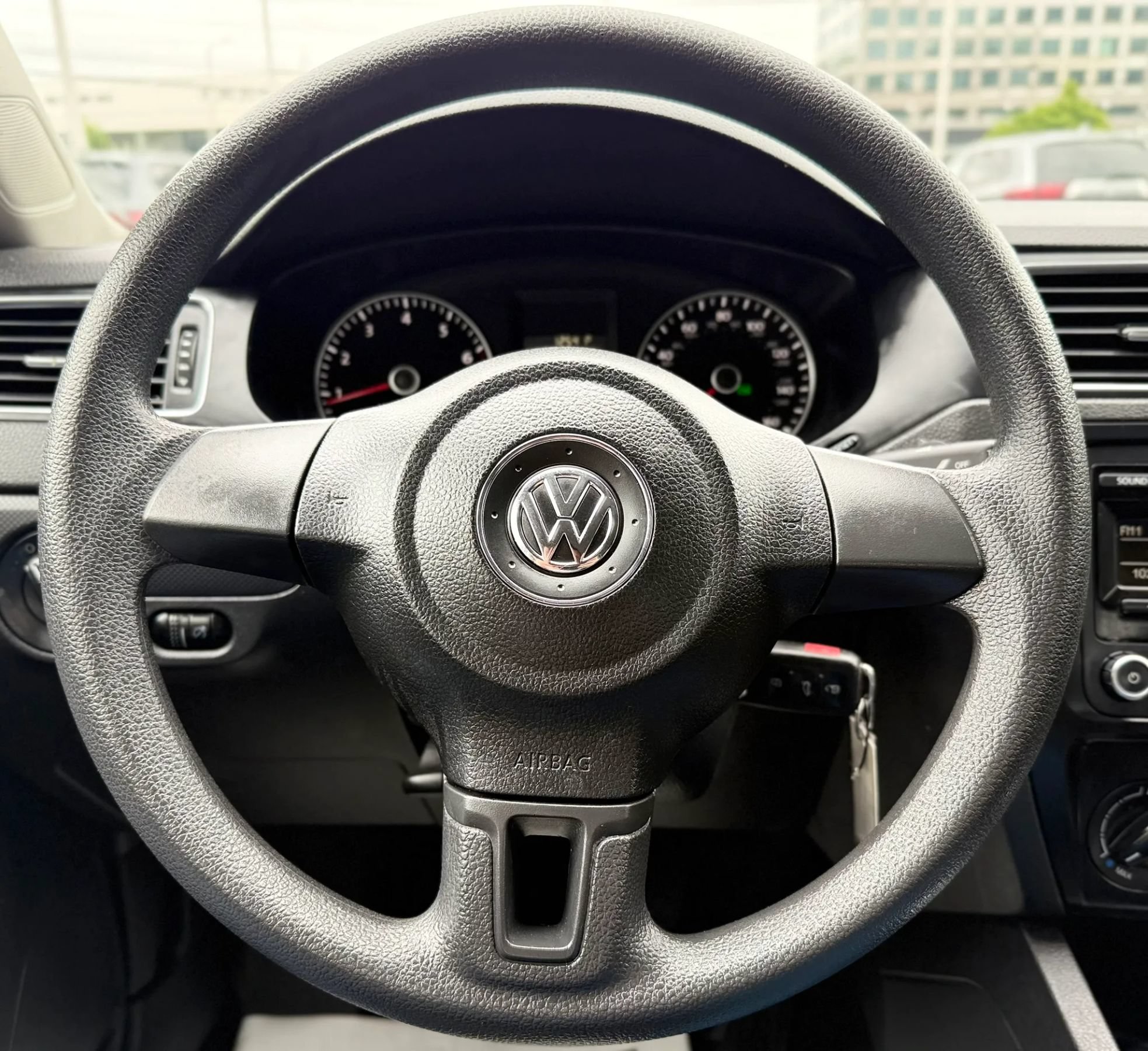 Used 2014 Volkswagen Jetta SE FWD image 12