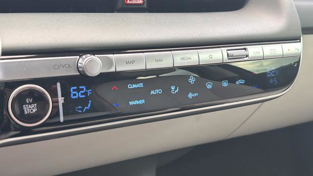 Used 2024 Hyundai Ioniq 5 Limited image 43