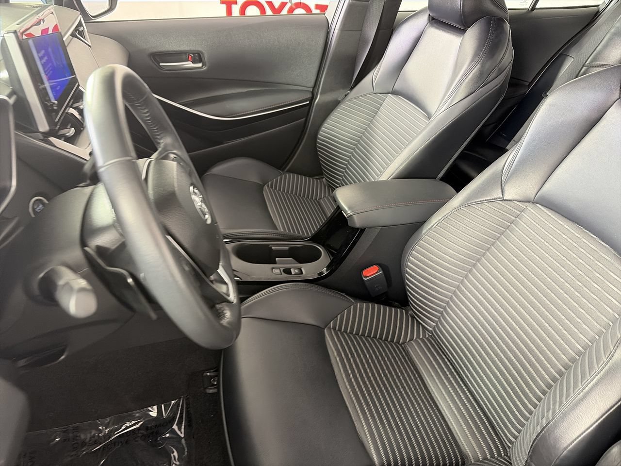 Used 2024 Toyota Corolla XSE FWD image 20
