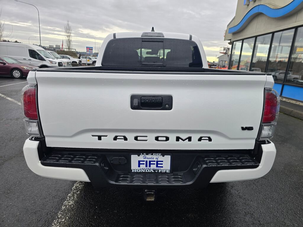 Used 2023 Toyota Tacoma TRD Sport w/ Black Out Package (TMS) image 4
