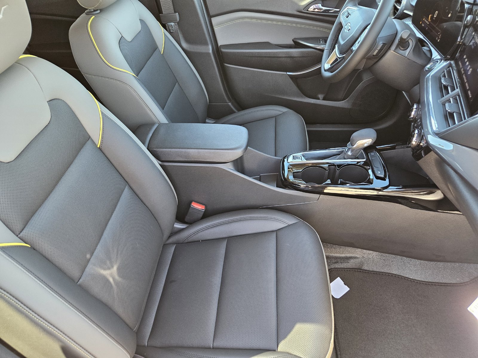 New 2026 Chevrolet Trax ACTIV w/ Driver Confidence Package FWD image 17