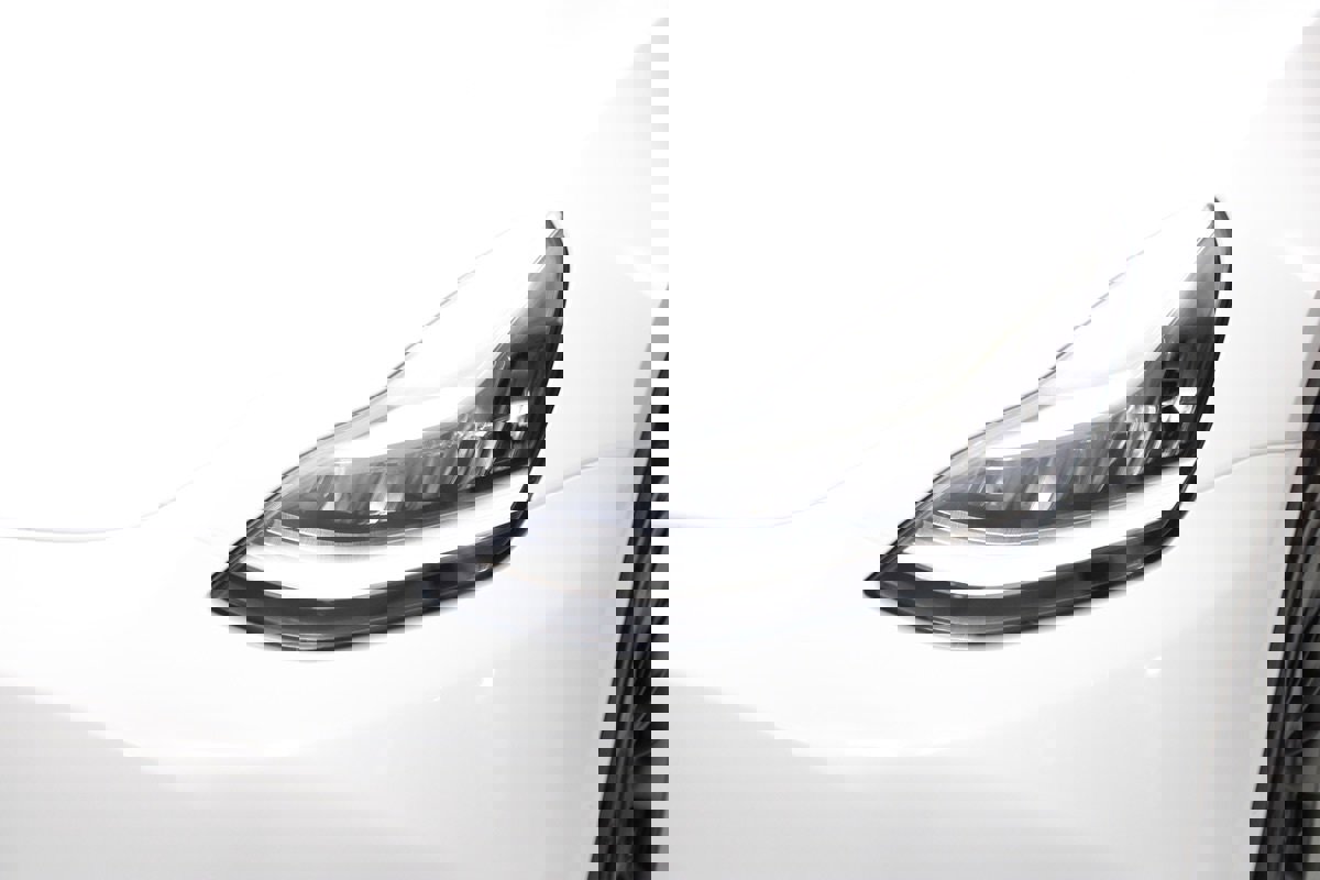 Used 2022 Tesla Model Y Long Range image 4