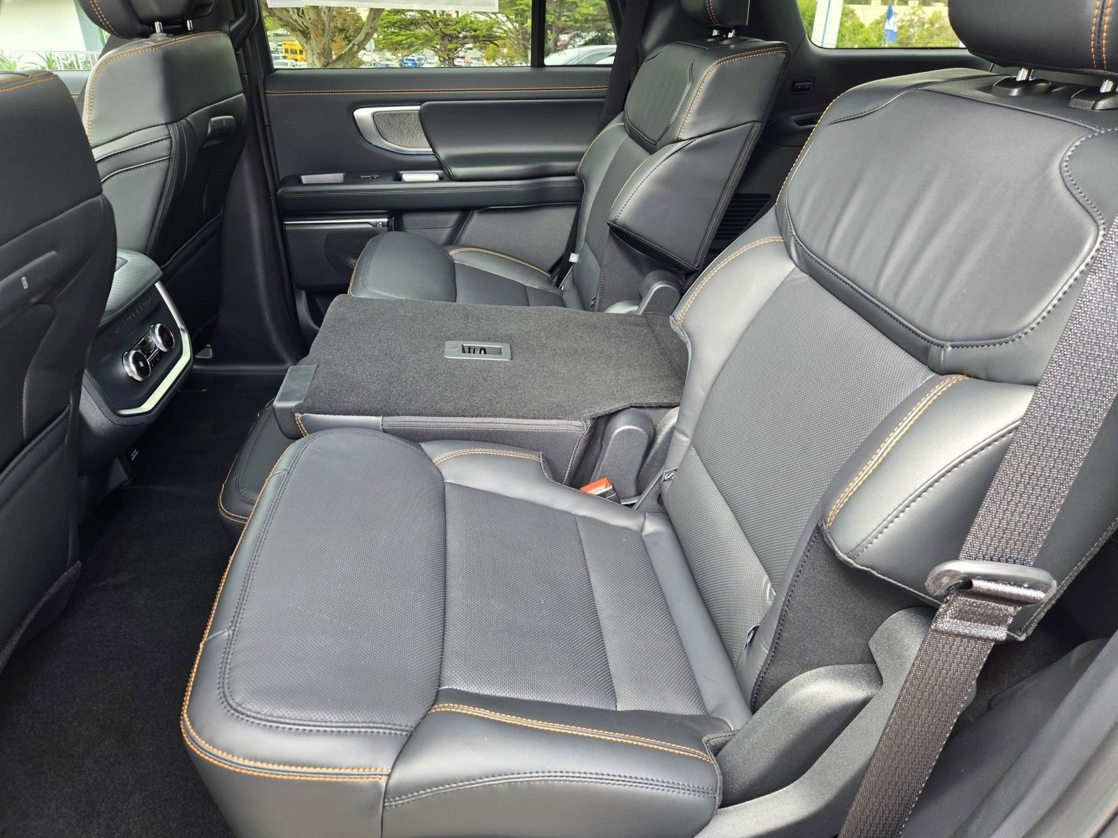 New 2026 Ford Expedition Tremor image 7