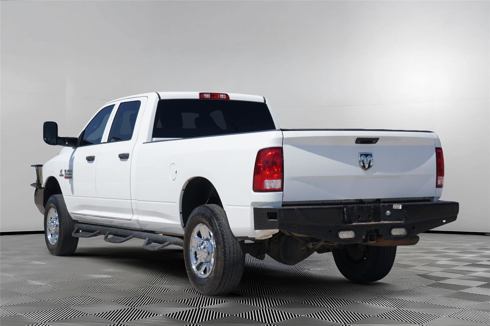 Used 2015 RAM 3500 Tradesman w/ Chrome Appearance Group AWD/4WD image 6
