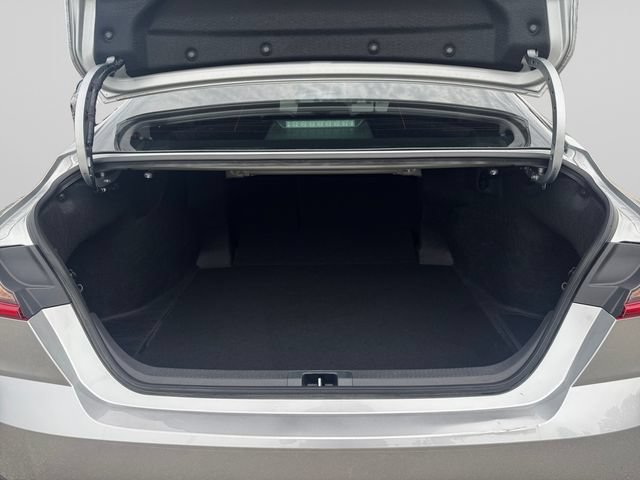 Certified 2025 Toyota Camry LE FWD image 19