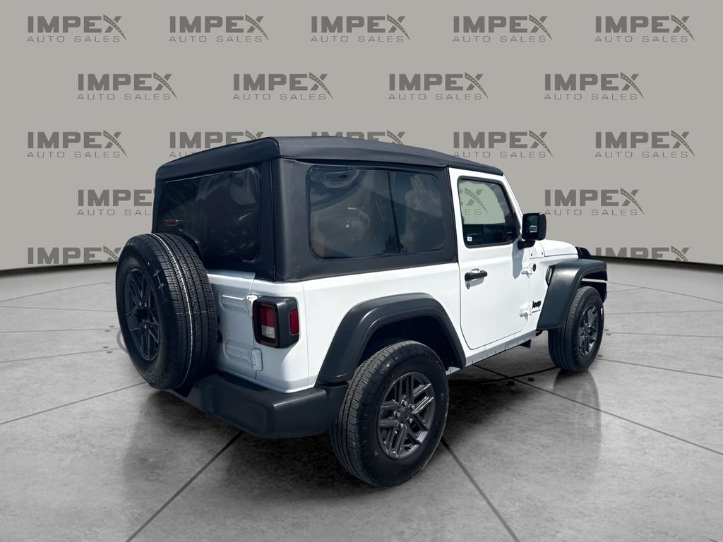 Used 2025 Jeep Wrangler Sport AWD/4WD image 5