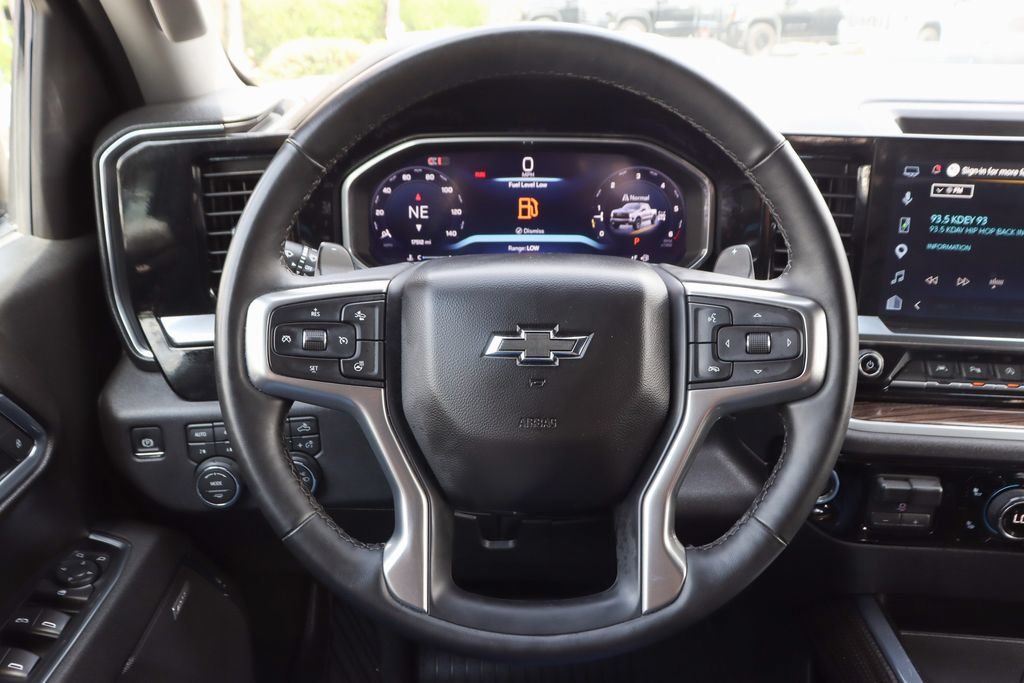 Used 2026 Chevrolet Silverado 1500 LT Trail Boss w/ LT Trail Boss Premium Package AWD/4WD image 21