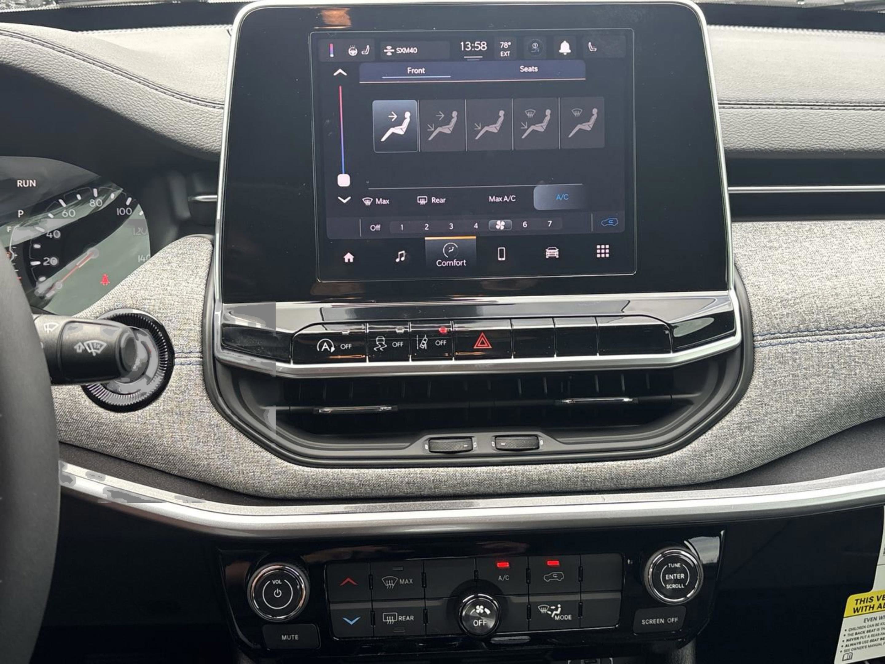 New 2026 Jeep Compass Latitude image 16