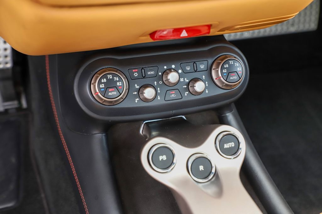 Used 2010 Ferrari California image 24