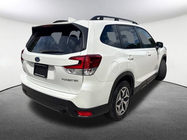 Certified 2023 Subaru Forester Premium AWD/4WD image 16