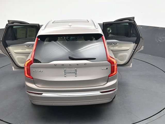 Used 2024 Volvo XC90 B5 Core AWD/4WD image 39