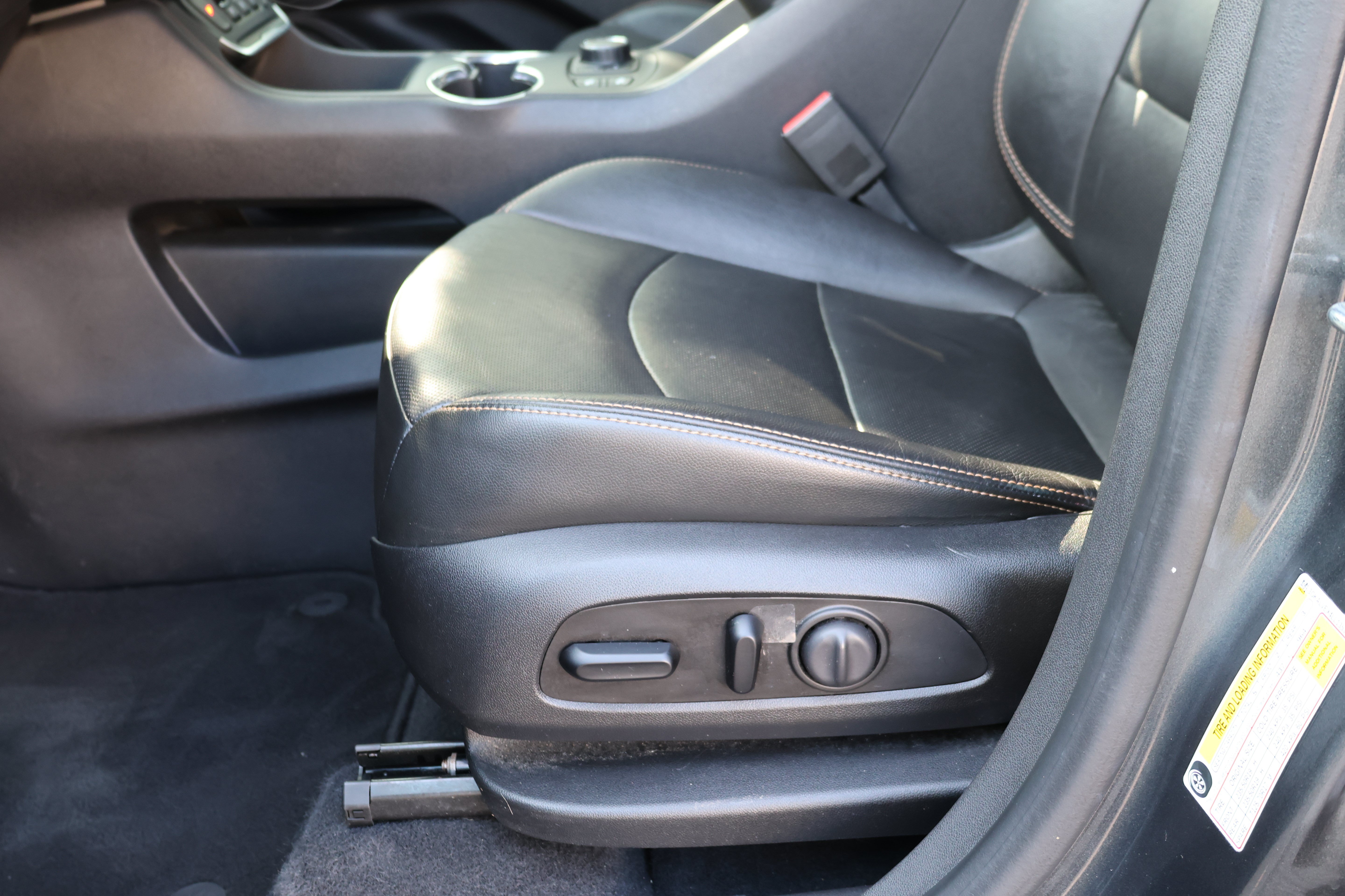 Used 2020 GMC Terrain SLT w/ Preferred Package AWD/4WD image 26