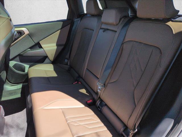 Used 2025 BMW X3 xDrive30i w/ Premium Package image 19