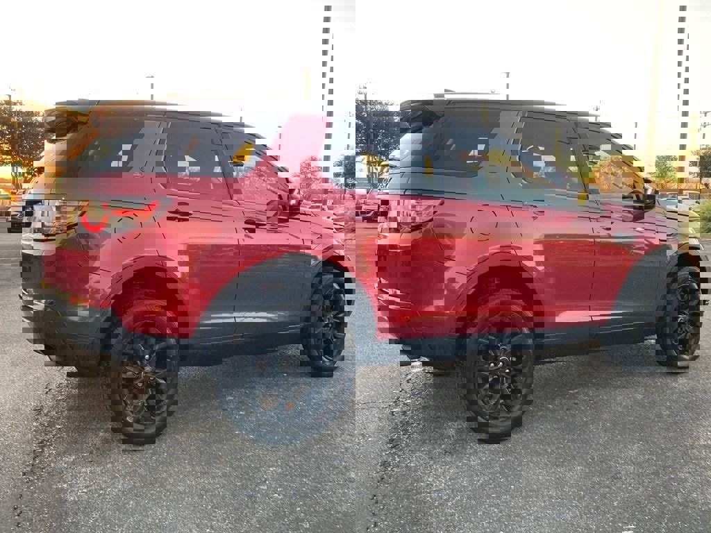 Used 2018 Land Rover Discovery Sport HSE image 5